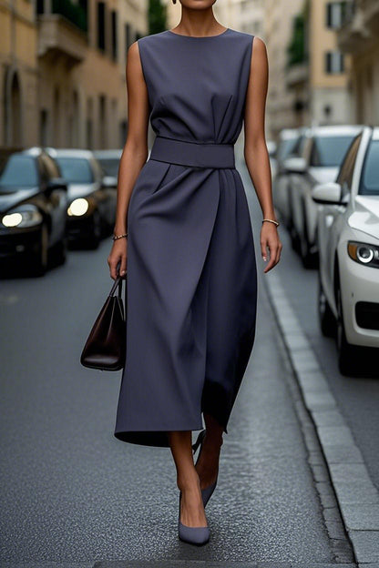 Robe d'été sans manches avec ceinture