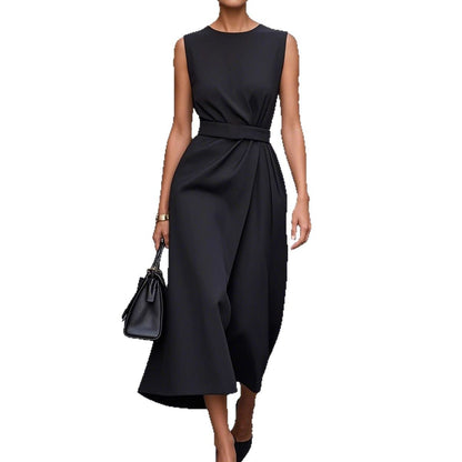 Robe d'été sans manches avec ceinture